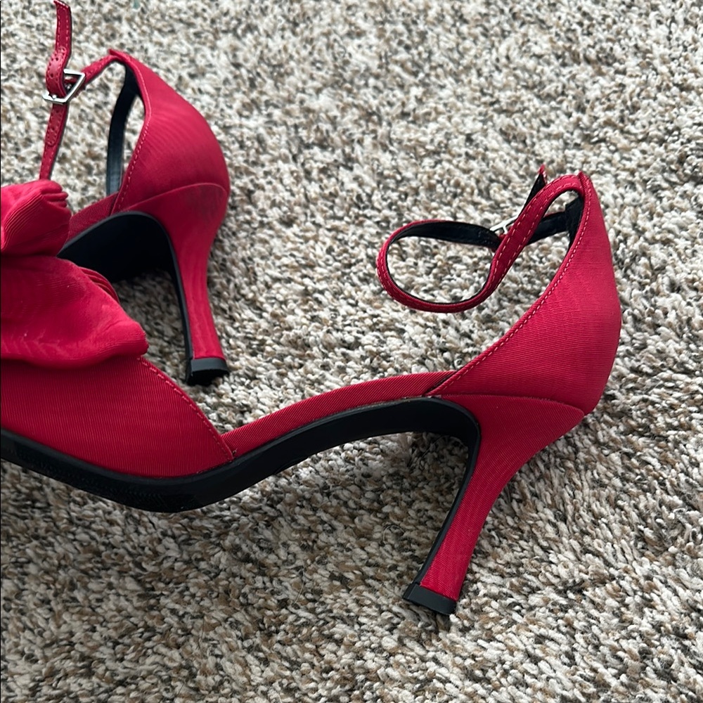 Brand NEW Grace Bow Pumps with Memory Foam - Picture 5 of 8